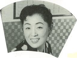 京塚昌子の顔写真