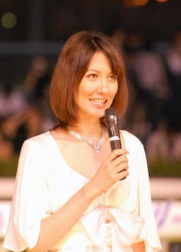 山本モナの顔写真