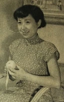 丹阿弥谷津子の顔写真