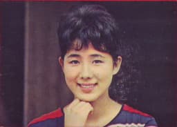 伊東ゆかりの顔写真