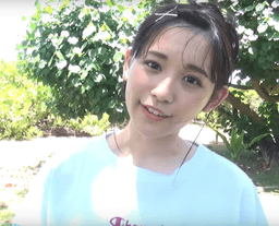 浅川梨奈の顔写真