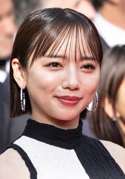 齊藤京子の顔写真