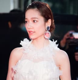 島崎遥香の顔写真