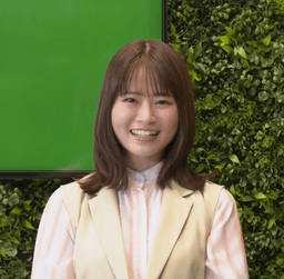 山崎怜奈の顔写真