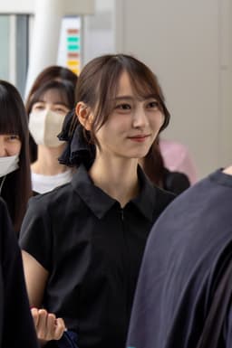 弓木奈於の顔写真