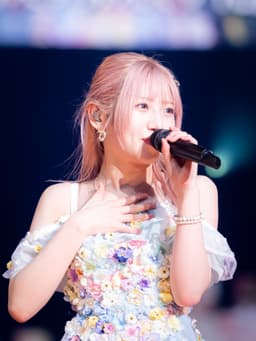 村山彩希の顔写真