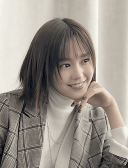 桐谷美玲の顔写真