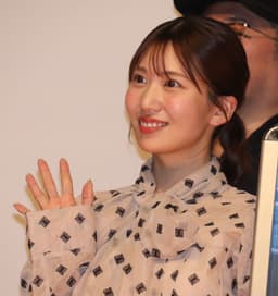山岸逢花の顔写真